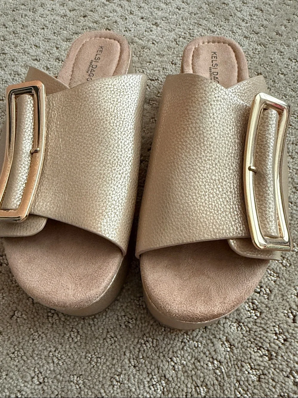 Kelsi Dagger Brooklyn Dover Champagne Gold Buckle Slide Platform Shoes 7.5